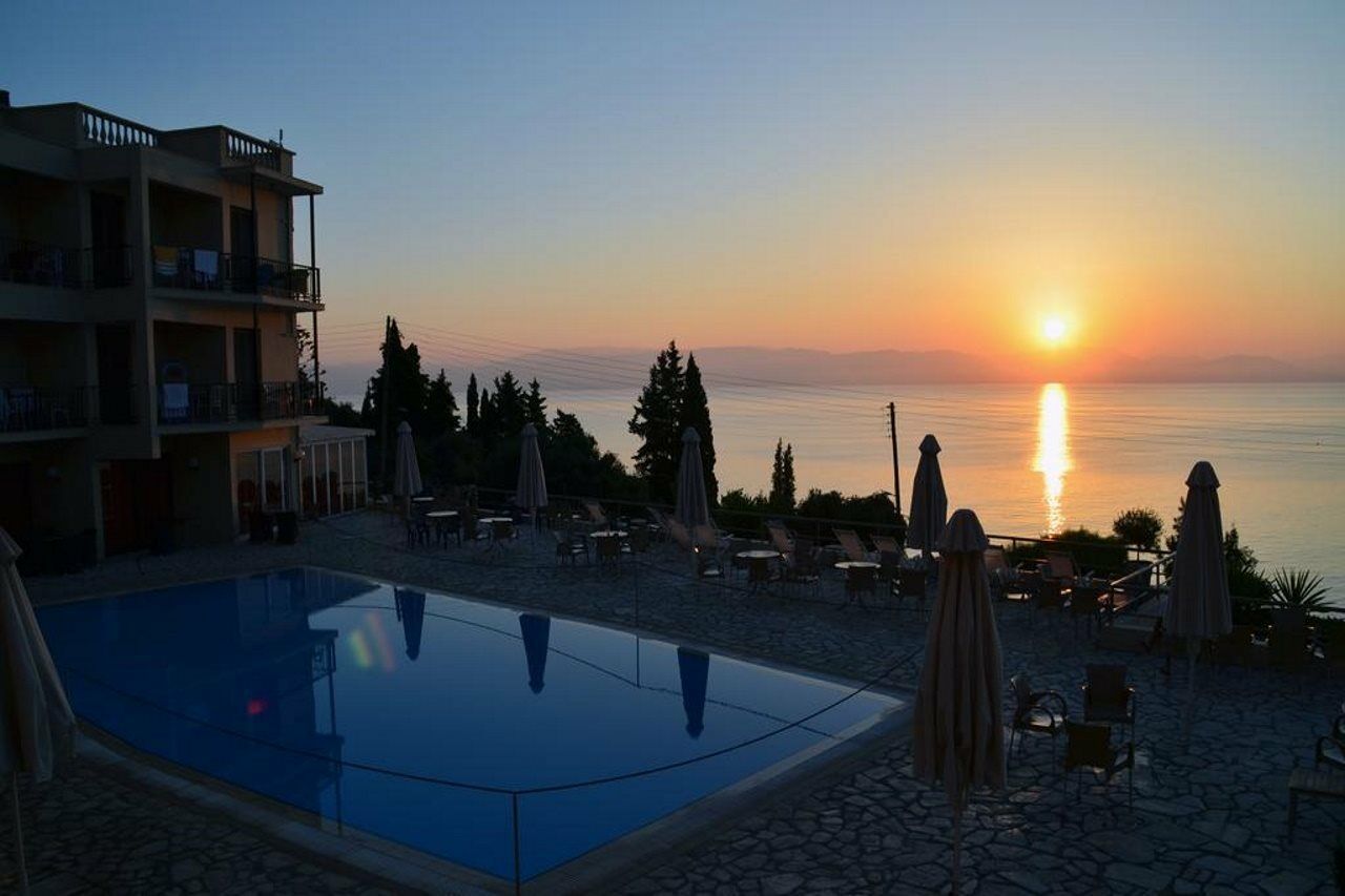 Belvedere Agios Ioannis Peristeron (Corfu)